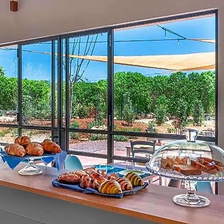 Sabhe Village 4*